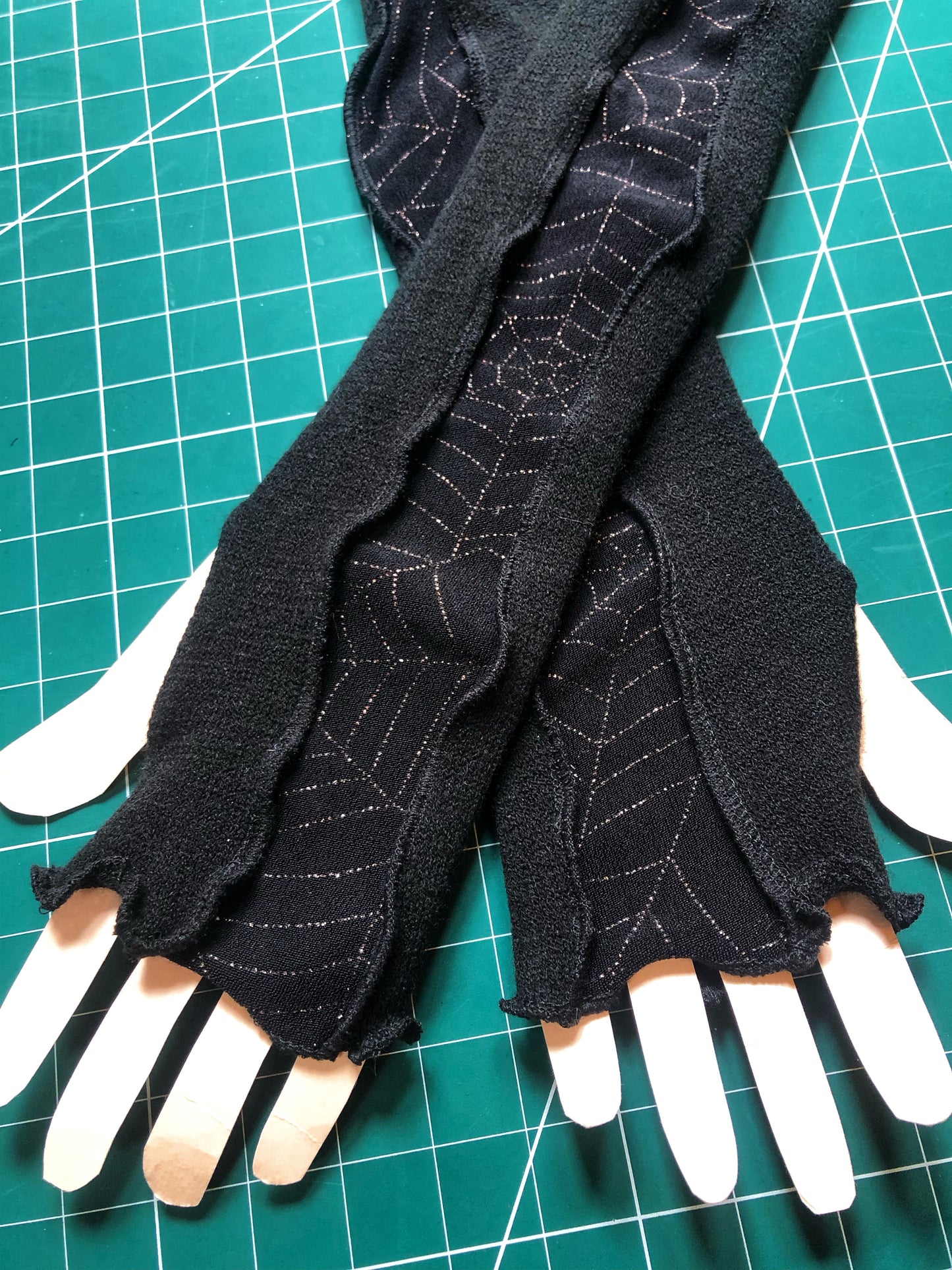 Cobweb gauntlets