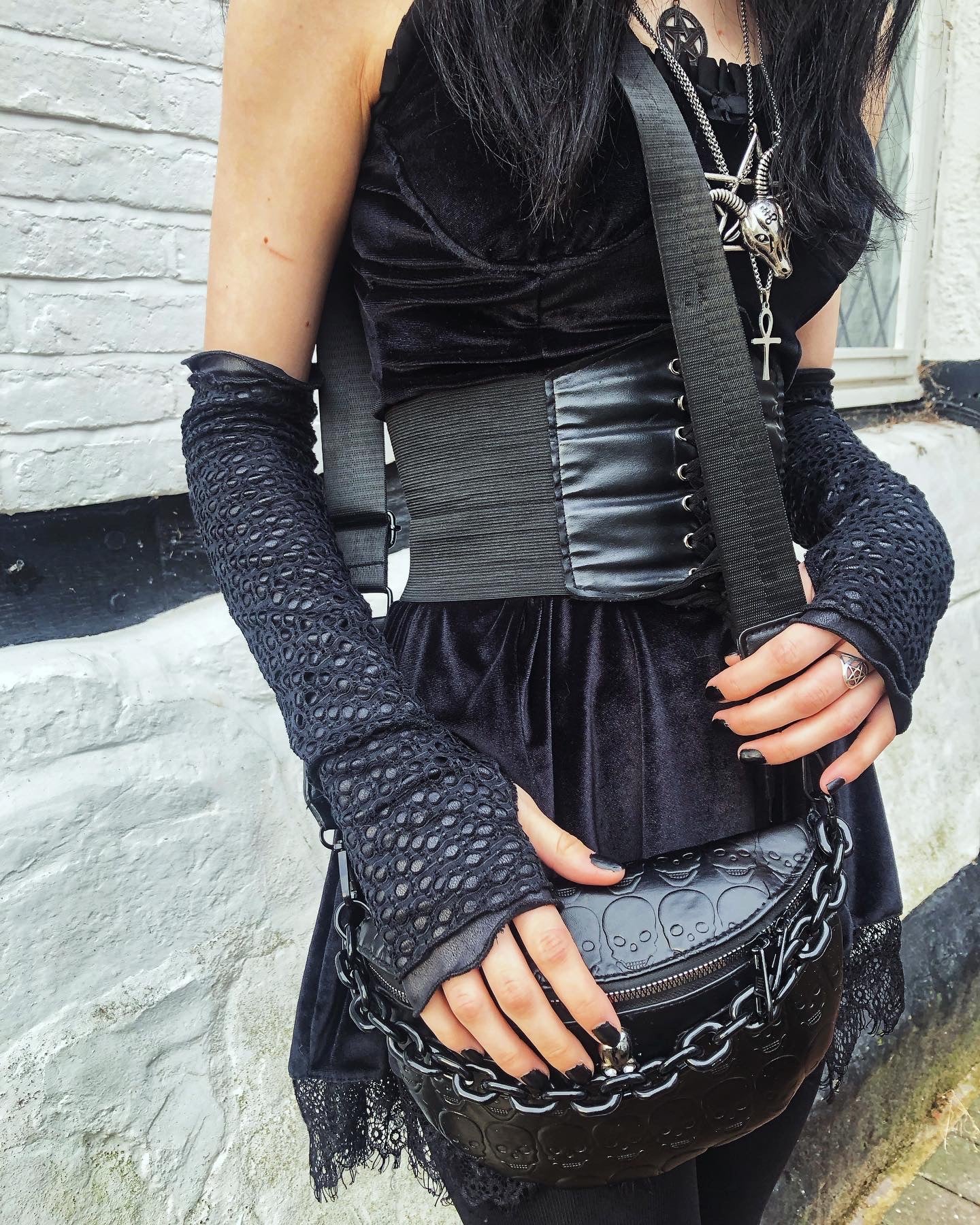 Faux leather & lace arm sleeves